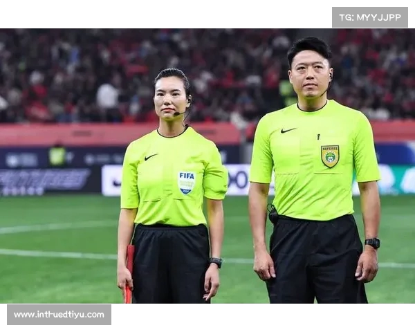 中国足协宣布谢丽君将成为国内首位执裁男足顶级联赛的女性裁判员 中国足协宣布谢丽君将成为国内首位执裁男足顶级联赛的女性裁判员