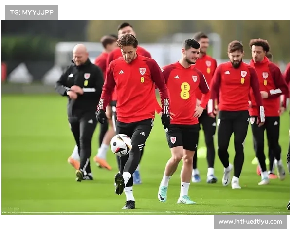 卢克肖强调专注每场比赛不受威尔士战役影响