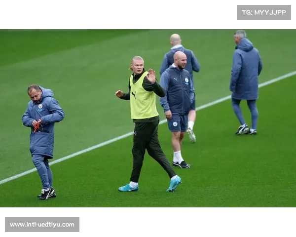 足坛中锋身价排行榜哈兰德姆巴佩并列第一高达8亿欧元