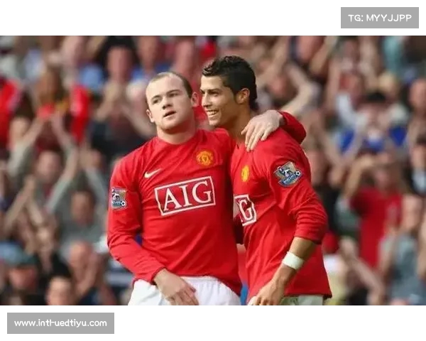 鲁尼批评C罗表现曼联应重视团队合作与努力精神重要性